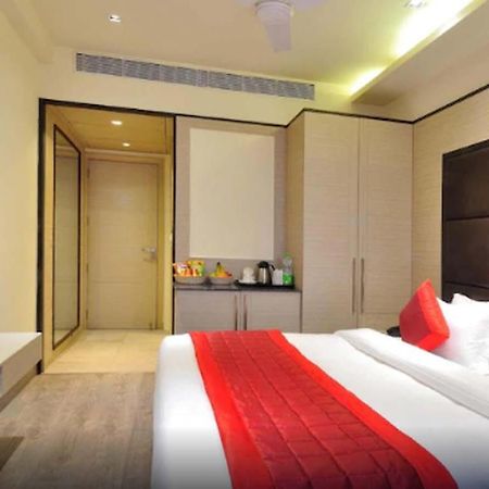 Hotel Royal Grand - Opposite Axis Bank East Patel Nagar Nowe Delhi Zewnętrze zdjęcie