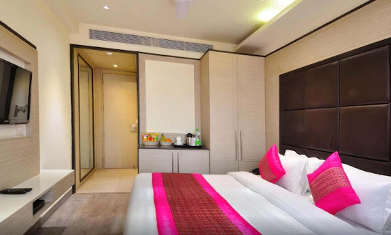 Hotel Royal Grand - Opposite Axis Bank East Patel Nagar Nowe Delhi Zewnętrze zdjęcie