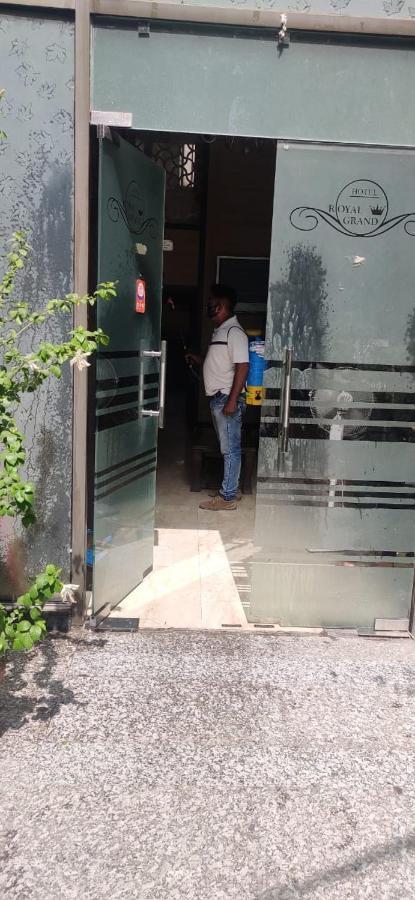 Hotel Royal Grand - Opposite Axis Bank East Patel Nagar Nowe Delhi Zewnętrze zdjęcie
