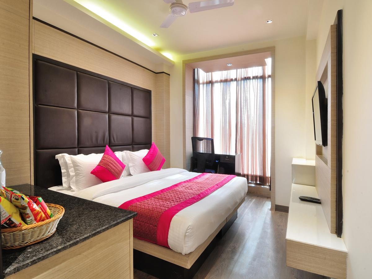 Hotel Royal Grand - Opposite Axis Bank East Patel Nagar Nowe Delhi Zewnętrze zdjęcie